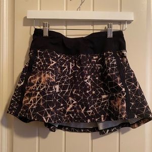 Lululemon tennis skirt size 2